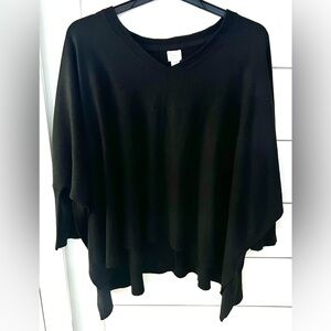 Women’s Classic Black V Neck Tunic